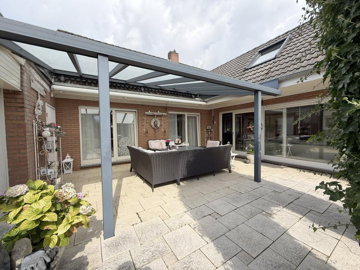 geschützte Terrasse