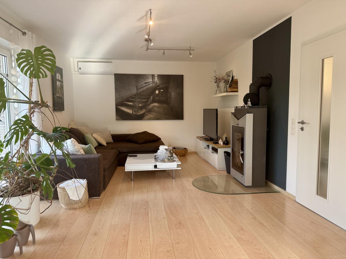 Wohnzimmer mit Kaminofen