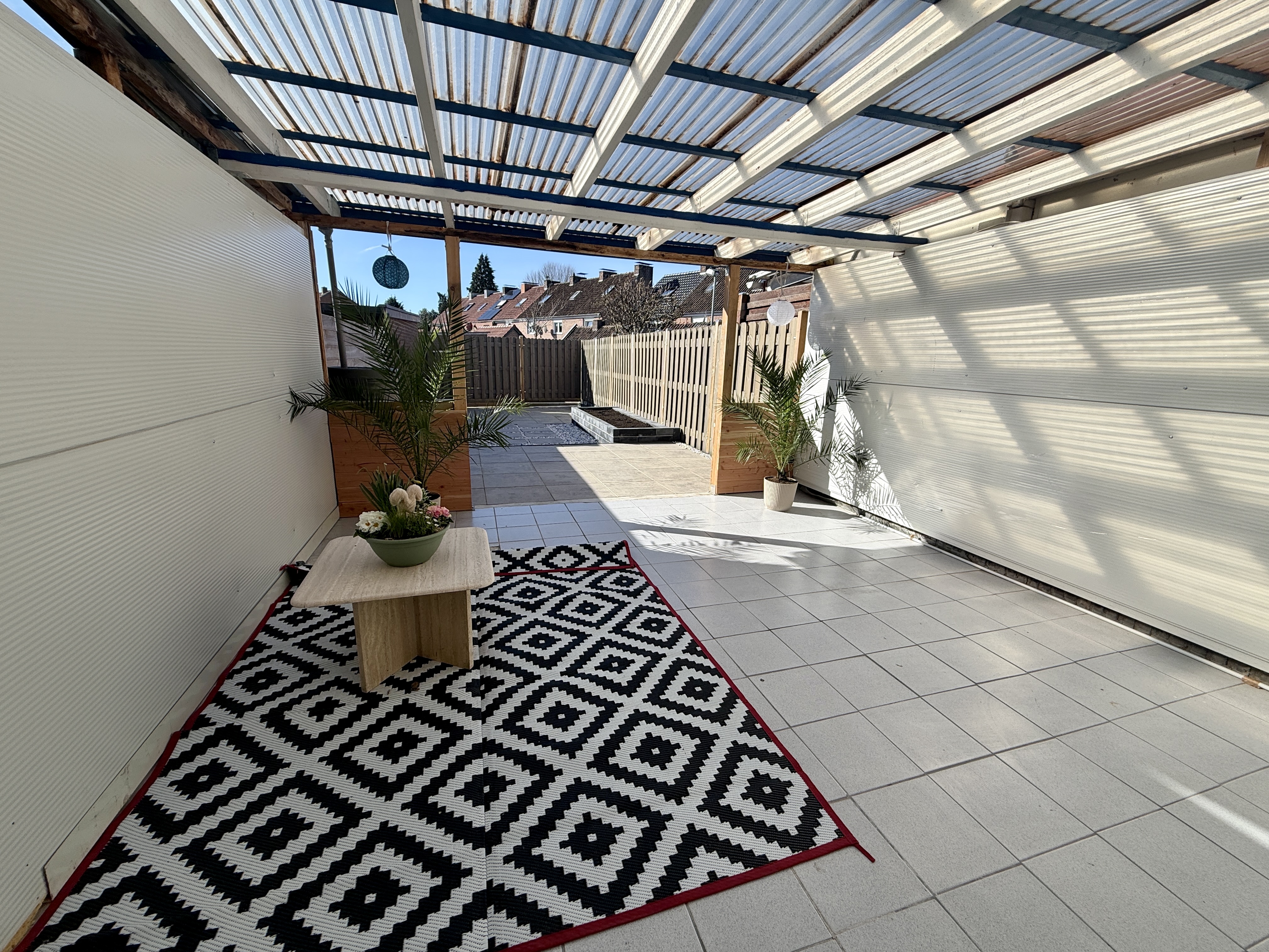 Überdachte Terrasse