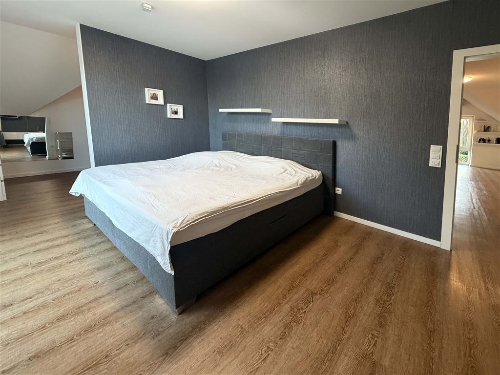 Schlafzimmer mit Ankleide