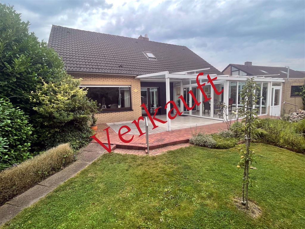 Nordhorn - Familientraum mit Wintergarten, Garage, Carport und herrlich angelegtem Grundstück